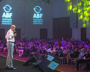 Drauzio Varela na convenção da ABF em Comandatuba/BA Foto: MarcelTerra/ABF