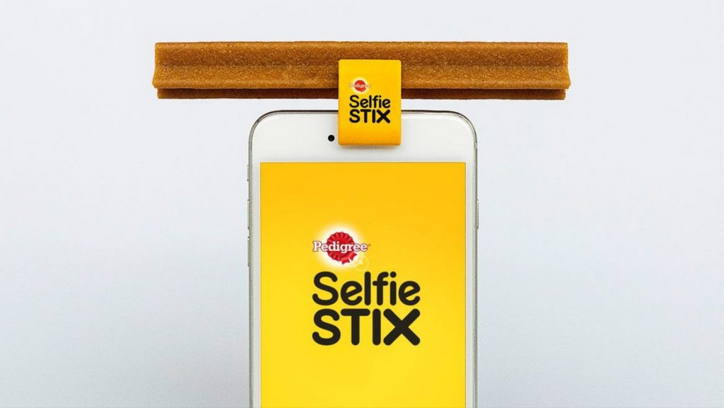 selfie stix