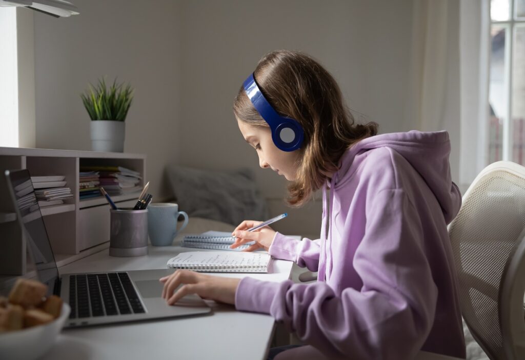 Inteligência Artificial na educação: Oportunidade ou desafio?
