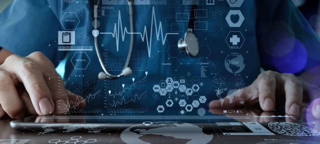 medico uniformizado com tablet