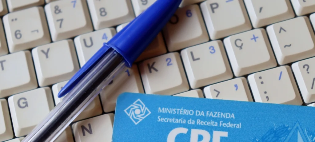 Seja sábio ao lidar com seu CPF. Conheça os cuidados essenciais que todo consumidor deve ter com este documento tão importante.
