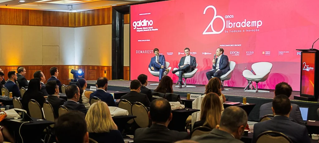 No Congresso Ibrademp, os temas abordados vão desde inovação tecnológica até estratégias de mercado, essenciais para o crescimento empresarial.