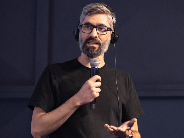 Dru Lopes, head de UX e Design Ops do Bradesco