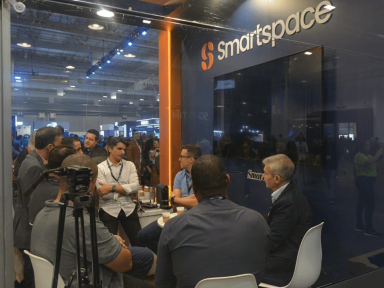 A Smartspace preparou um espaço exclusivo para conexões e relacionamentos em seu estande