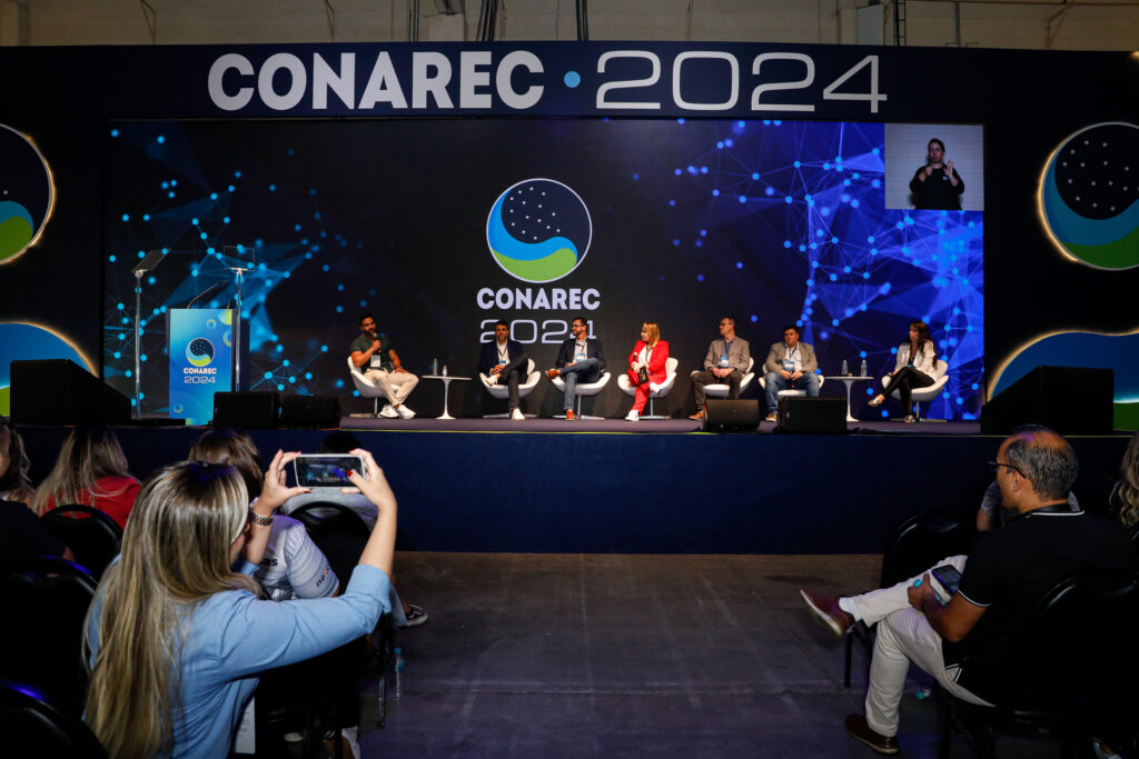Painel CONAREC - Além da satisfação: como a IA está redefinindo o atendimento ao cliente?
