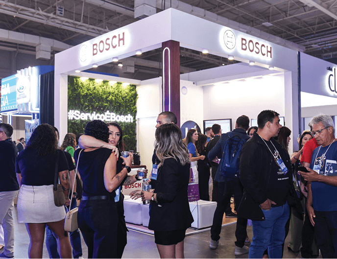 Stand da Bosch recebendo os congressistas no CONAREC 2024