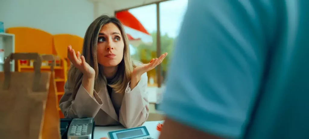 Identificar práticas abusivas é um passo crucial para promover a igualdade. Vamos nos unir e denunciar essas violências.