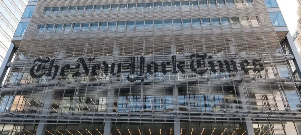 Parceria inclui artigos do The New York Times que serão usados para treinar modelos de IA da gigante de tecnologia.