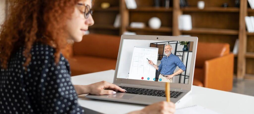 Usuários podem obter informações de vídeos salvos no Google Drive sem precisar assisti-los, economizando tempo e facilitando anotações.