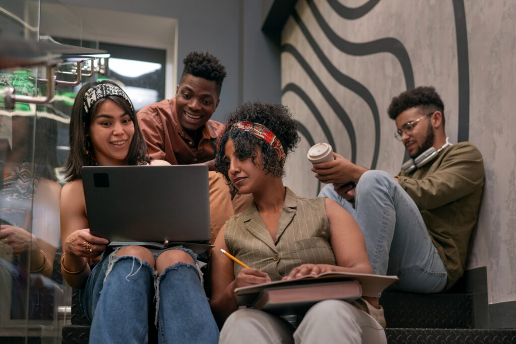 Milennials e Geração Z estão adaptados à IA