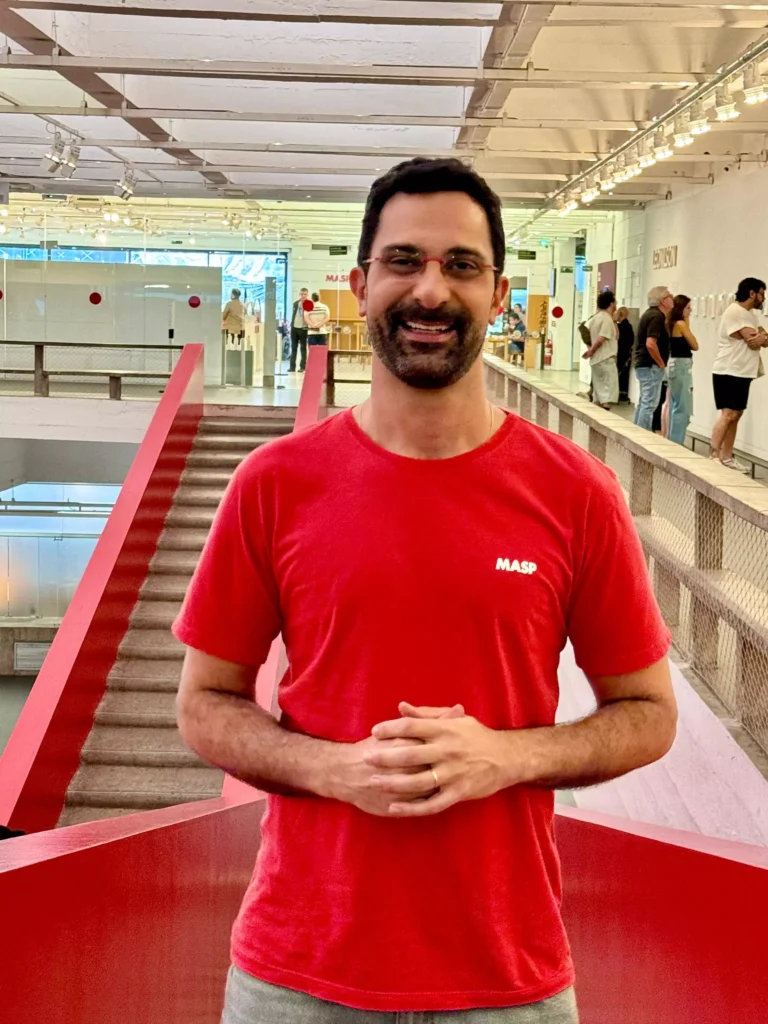 Paulo Vicelli, diretor de Experiência e Comunicação do MASP.