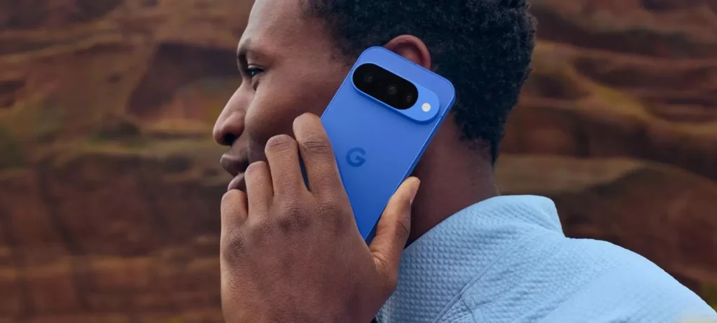Lançamentos do Google integram IA do Gemini em dispositivos como smartphones, smartwatches e earbuds, colocando a empresa um passo à frente da Apple na corrida tecnológica.