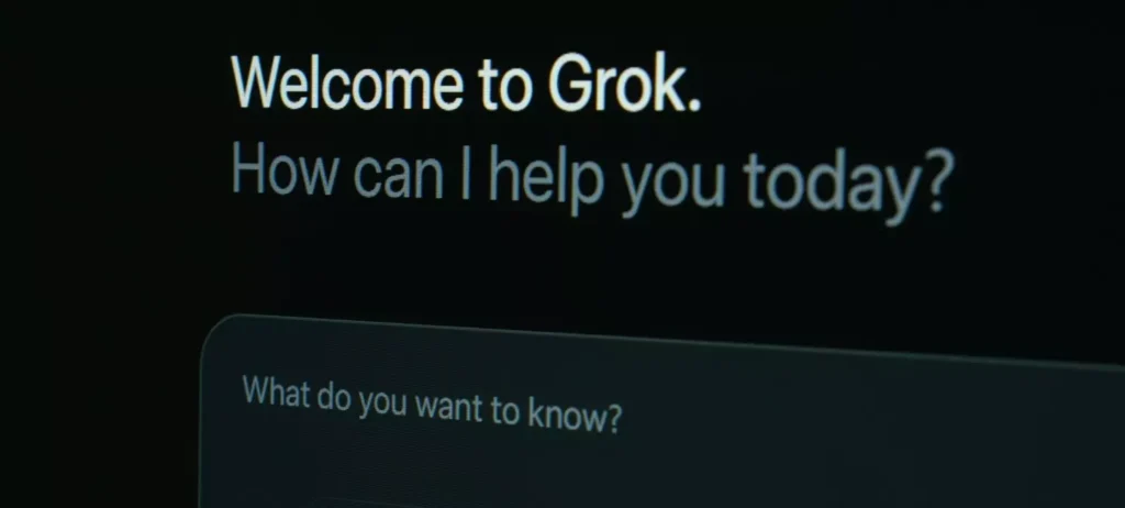 Estratégia inclui inserir anúncios em respostas a perguntas feitas por usuários ao Grok, mas credibilidade do chatbot de IA é desafio.
