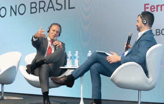 A IA desafia o Direito e o ambiente regulatório, mas a saída pode estar na transparência, na conscientização e no sandbox regulatório.