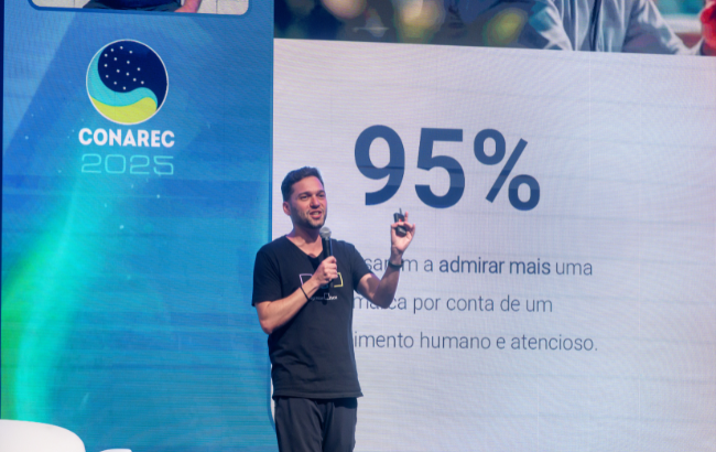 Felipe Schepers, COO do Opinion Box, revela os sentimentos associados ao atendimento humano e por máquina.