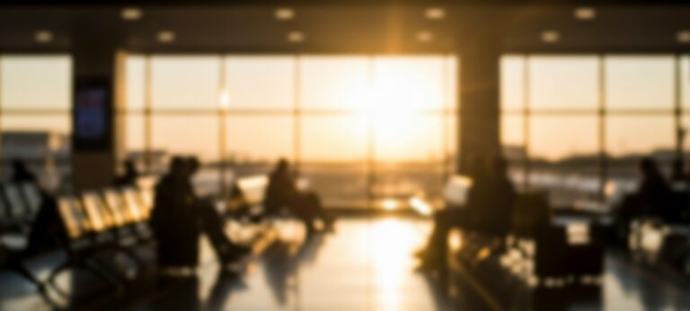 Direito do consumidor: persiste o dever de assistência nos casos de atrasos ou cancelamentos pelas companhias aéreas.