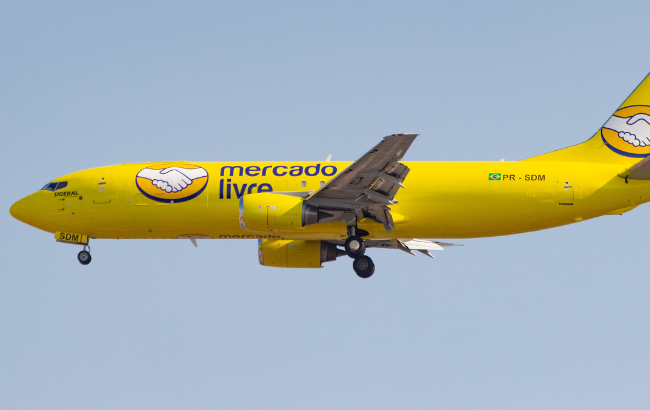 Resultados do 4º trimestre revelam como logística, IA, social commerce, fintech e marca impulsionam a expansão do Mercado Livre e consolidam sua liderança no e-commerce latino-americano.