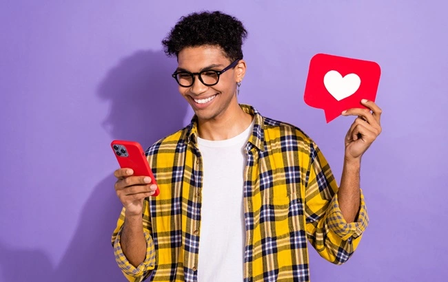 83% dos usuários seguem marcas no Instagram, e 73% já compraram