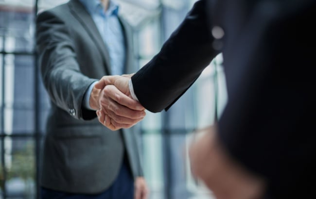 Novas lideranças e reposicionamentos estratégicos reforçam foco em inovação, expansão e transformação digital.