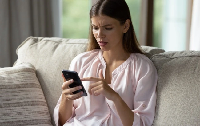 Consumidor Moderno testa o SUS e o Fala.BR: consulta demora anos, comunicação falha inviabiliza atendimento e canal oficial de reclamação não funciona. Entenda.