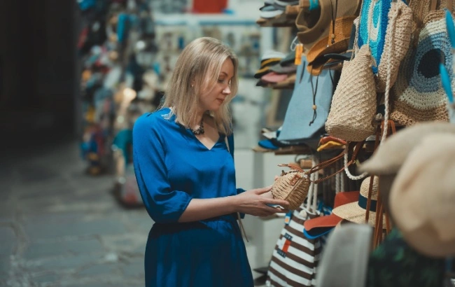 WGSN identifica um novo arquétipo de consumidor que rejeita o excesso, prioriza o bem-estar emocional e exige das marcas uma nova forma de criar valor.