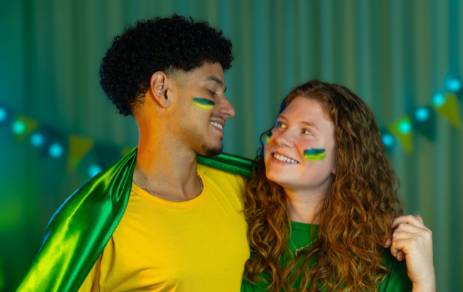 Copa do Mundo e Dia dos Namorados oferecem uma combinação única entre torcida, intenção e honestidade emocional no Tinder.