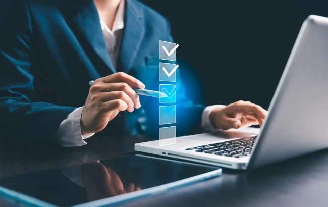 Ação civil pública contra a XP reacende debate sobre COEs, transparência, dever de informação e compreensão de produtos financeiros pelos investidores.