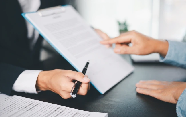 A ANS limitou o reajuste dos planos de saúde individuais a 5,11%, mas a maioria dos consumidores está em planos coletivos, sem teto regulatório.