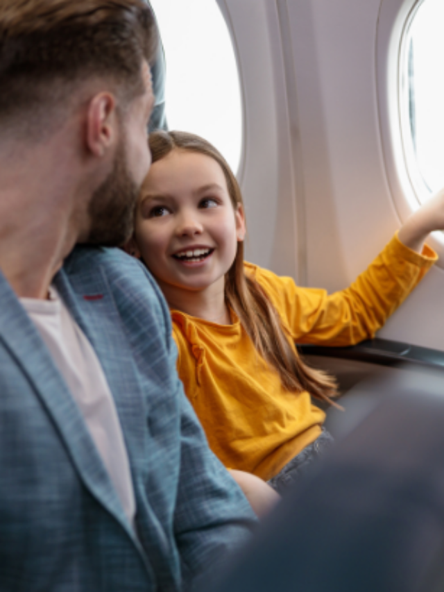 Crianças no avião: quando elas têm direito a viajar ao lado dos pais?