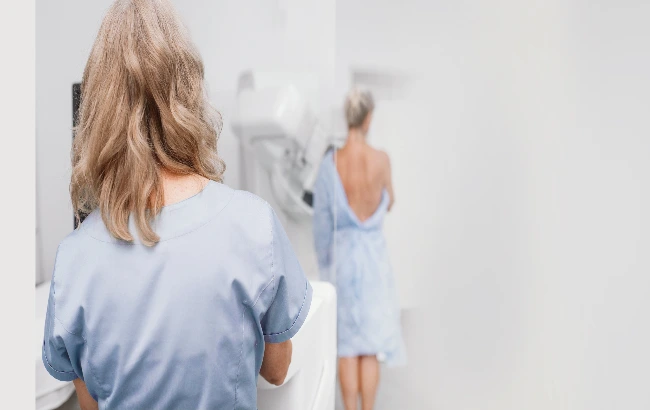 Nova regra da ANS amplia a cobertura obrigatória da mamografia digital pelos planos de saúde, sem restrição de idade ou gênero, mediante indicação médica.