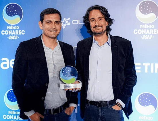 Este é o nono ano seguido em que a NICE é reconhecida. Nós viemos de um processo de transformação muito orientado em melhorar a experiência do cliente, e a empresa evoluiu muito com as tecnologias. Hoje, temos uma plataforma completa de soluções voltadas para a melhoria da experiência do cliente, passando por diversas soluções omnichannel, performance manager e soluções para feedback, sempre reforçando o relacionamento com o cliente | Thiago Siqueira, vice-presidente de Vendas da NICE para o Cone Sul