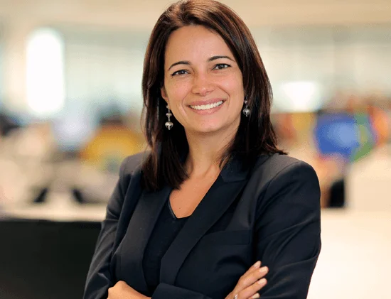 ITAÚ UNIBANCO ➥ BANCOS | Centralidade no cliente define a estratégia do Itaú Unibanco no relacionamento com seu público e parceiros de negócios. “Priorizamos continuamente a evolução de nossas plataformas digitais e a manutenção de uma cultura forte de atendimento, apta a fornecer soluções no tempo e canal de escolha de nossos clientes”, afirma Andrea Carpes, diretora de Atendimento ao Cliente do Itaú.