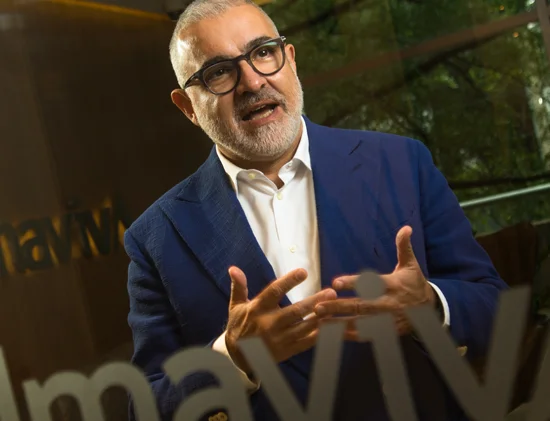 FRANCESCO RENZETTI (ALMAVIVA DO BRASIL) ➥ EXECUTIVO DE CX LIDERANÇA CPO | Francesco Renzetti, CEO de Operação no Brasil do Grupo AlmavivA, considera que uma gestão participativa e compromissada com seus stakeholders é o que traz perenidade e sustentabilidade em longo prazo às empresas, além de oportunidade para todos. “Valorizamos a sustentabilidade e a continuidade das relações com os nossos clientes, os colaboradores, os parceiros e a sociedade na qual estamos inseridos”, afirma.
