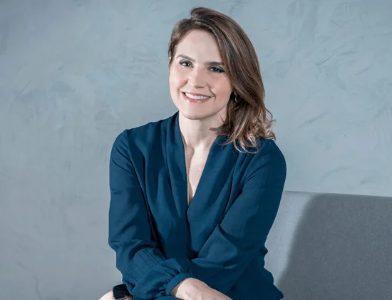 BTG PACTUAL ➥ BANCOS DIGITAIS | Para o BTG Pactual, é fundamental ser preditivo. “Precisamos entender as necessidades do cliente antes mesmo de ele nos procurar”, diz Jaqueline Machado, diretora-executiva de Atendimento e Experiência do Cliente. Ela ressalta também a importância do digital para a jornada do cliente moderno, que viabilizará cada vez mais possibilidades de personalização do atendimento.